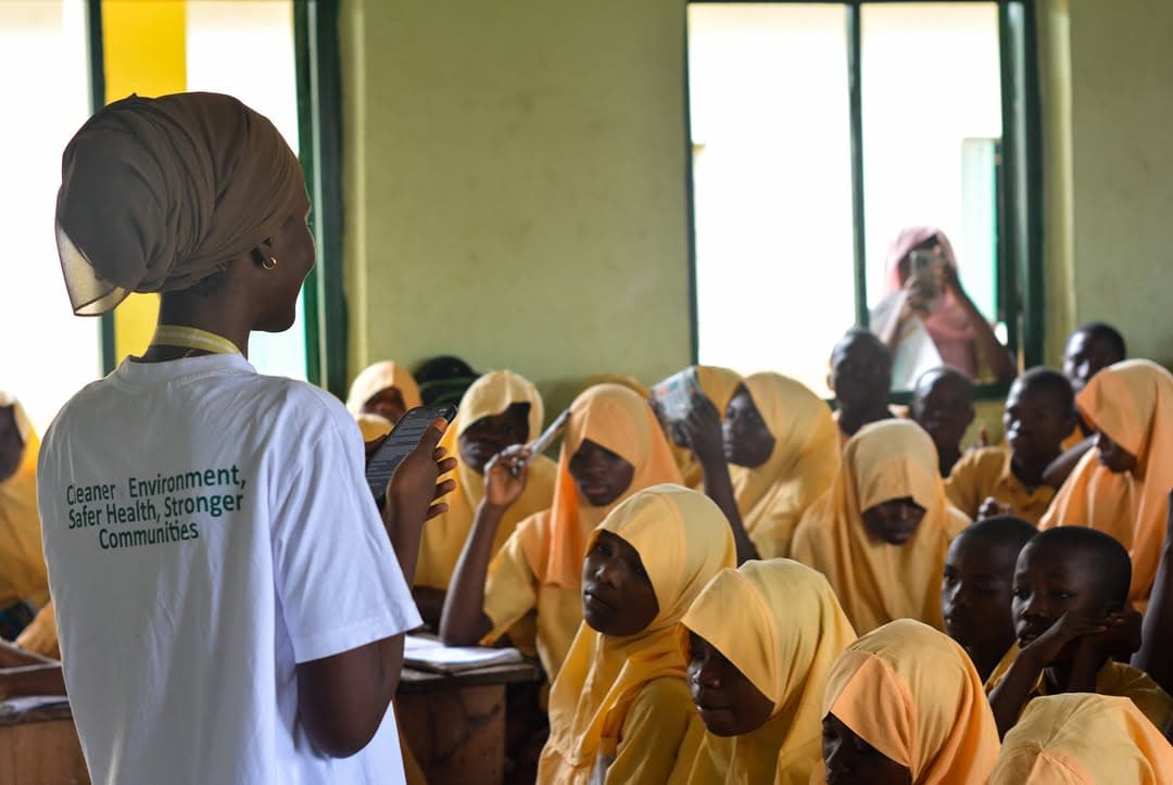 The NGO with public school children